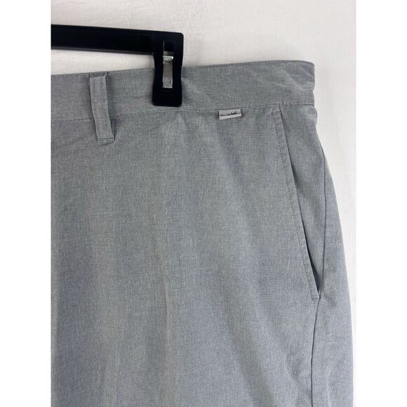 Travis‎ Mathew Beck Shorts Men's Size 40 X 10" Performance Golf Stretch Fit Gray - Picture 3 of 12